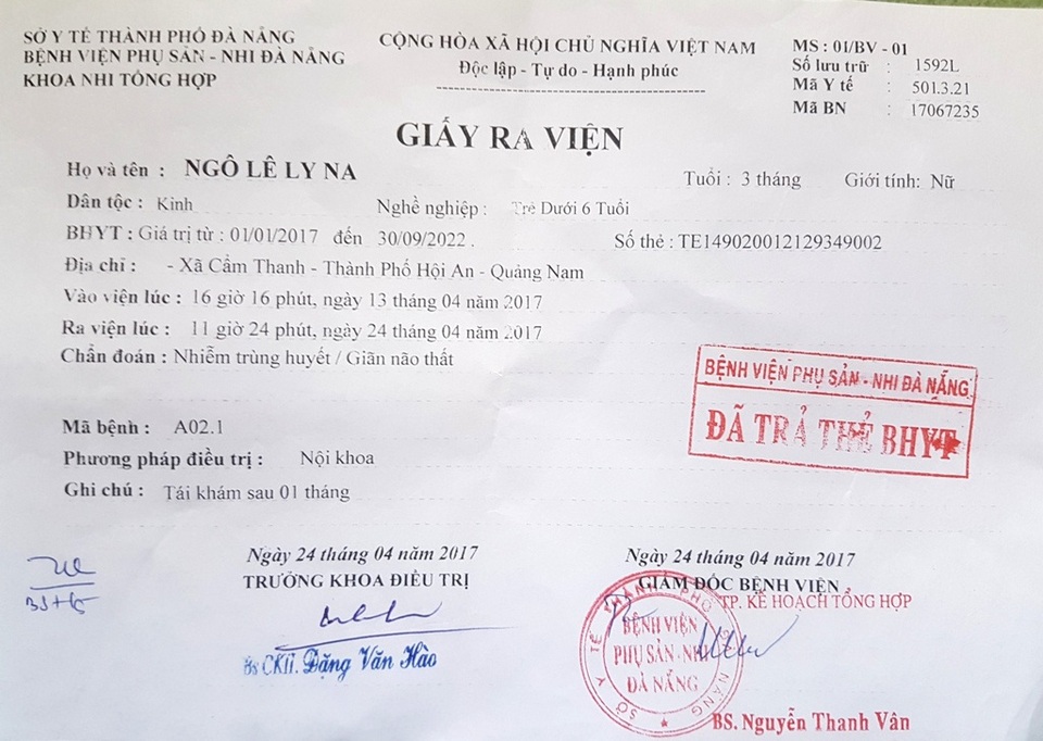 Thương bé 7 tháng tuổi mắc hội chứng Apert hiếm gặp - 3 Cháu Na thường xuyên nhập viện vì đau ốm, mỗi lần nằm viện kéo dài cả tháng