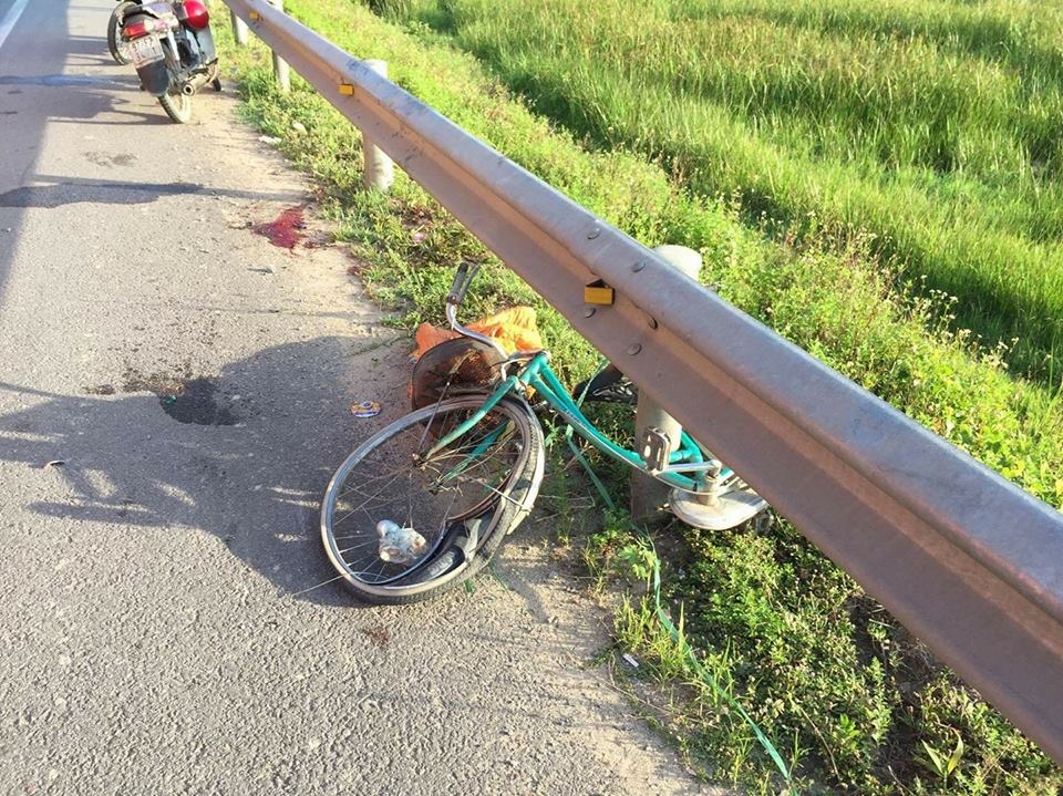 Cán nát chân một phụ nữ, tài xế bỏ chạy từ Hà Tĩnh đến... Hải Phòng - 1 Hiện trường vụ tai nạn