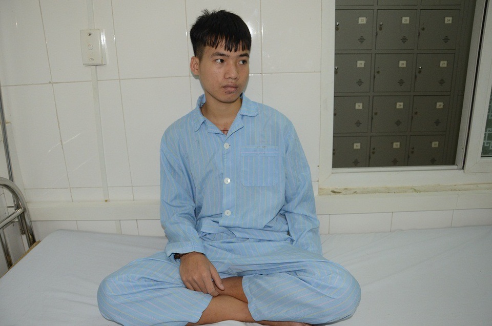 Không có tiền mổ tim lần 3, tính mạng chàng thanh niên dân tộc Thái nguy kịch - 3 Để cứu em, các bác sĩ bệnh viện Tim Hà Nội chỉ định, em phải phẫu thuật tiếp.