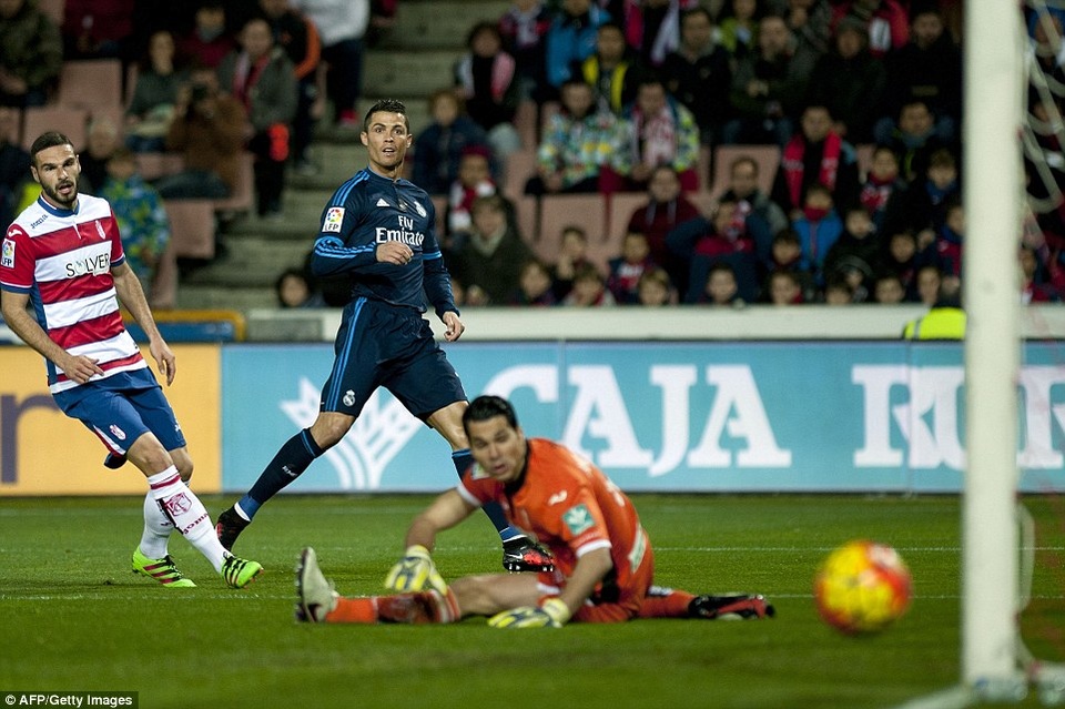
C.Ronaldo luôn có duyên ghi bàn khi gặp Granada
