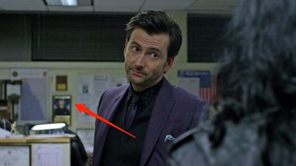 Trong phim truyền hình “Jessica Jones” (Cô gái siêu năng lực - 2015), Stan Lee xuất hiện gián tiếp.