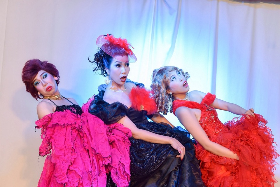 Á hậu Trịnh Kim Chi chuyển thể “Lọ Lem Truyền Kỳ” Tết Nguyên đán - 3 Vở kịch Lọ Lem sẽ được làm mới, hứa hẹn nhiều tình huống dí dỏm, hài hước.