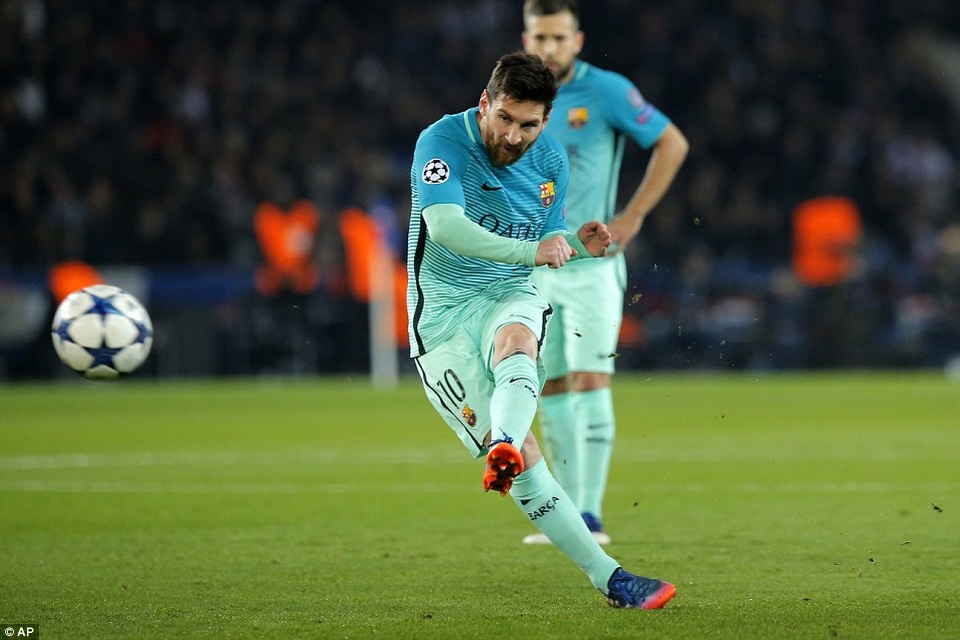 Những khoảnh khắc đáng nhớ trong ngày Barca thảm bại trước PSG - 18
Messi gần như mất hút trên hàng công của Barcelona