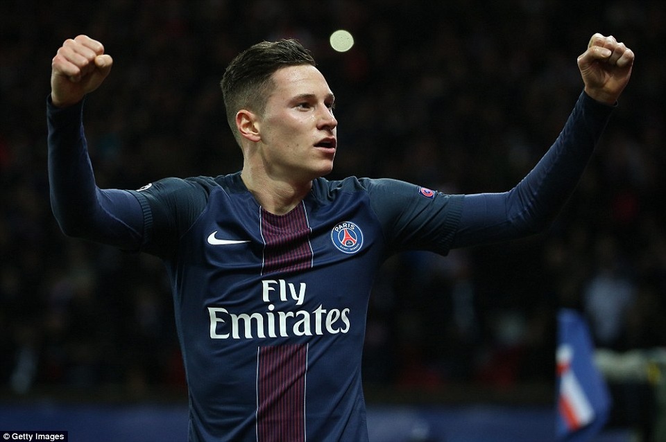 Những khoảnh khắc đáng nhớ trong ngày Barca thảm bại trước PSG - 6
Cuối hiệp 1, Draxler lập công giúp PSG dẫn Barcelona 2-0