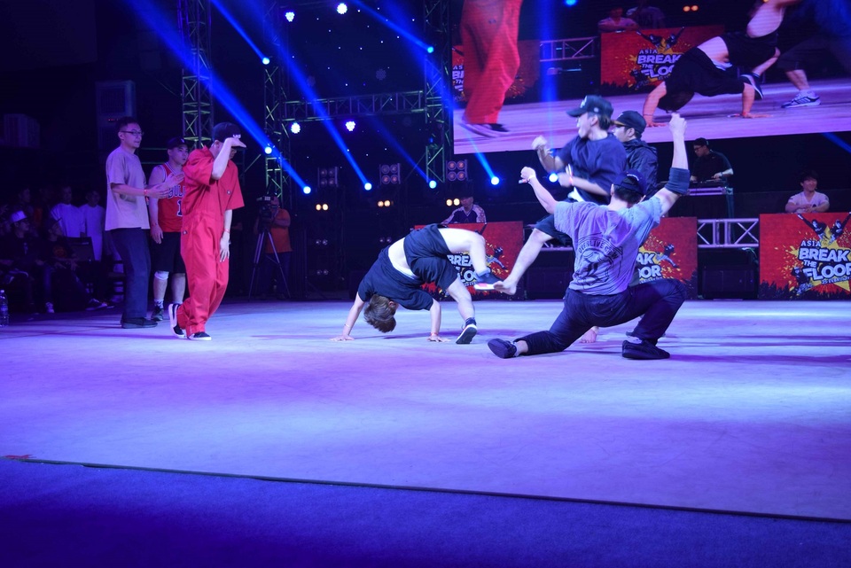 “Break The Floor” - Cuộc chơi tuyệt vời của cảm xúc - 4 “Break The Floor” - Cuộc chơi tuyệt vời của cảm xúc - 4