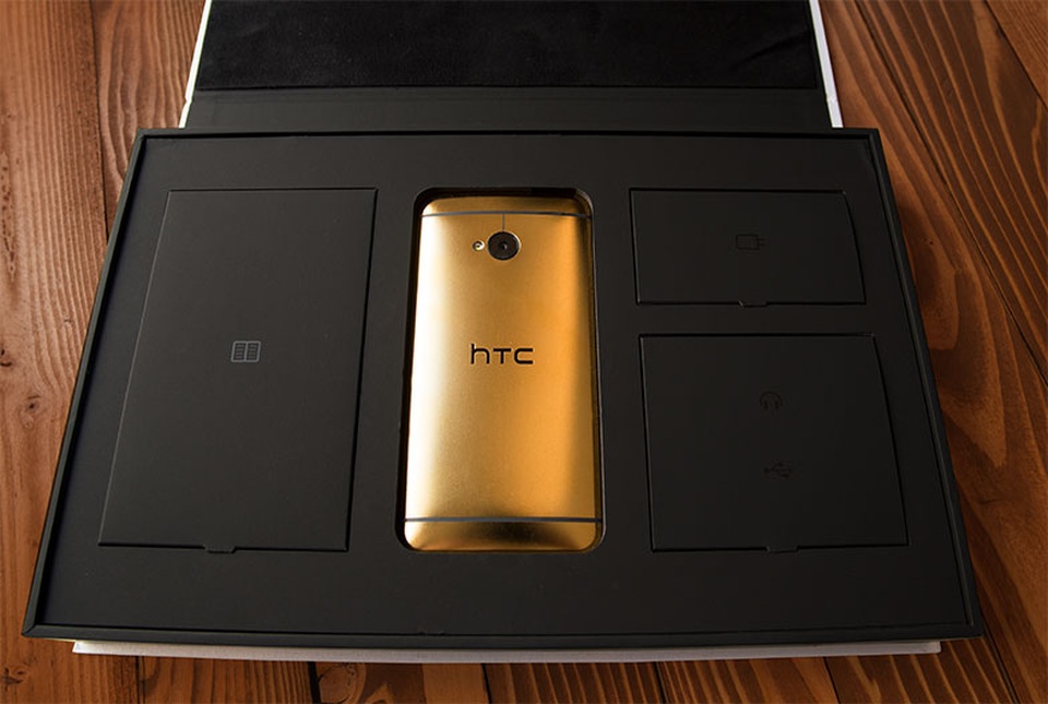 HTC "cho không" phiên bản bọc vàng 24k của smartphone cách đây 4 năm - 4 HTC One M7 phiên bản bọc vàng 24K sang trọng