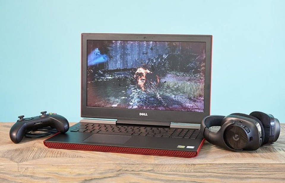 Top 5 laptop pin khủng nhất đầu năm 2017 - 5 Dell Inspiron 15 7000 Gaming