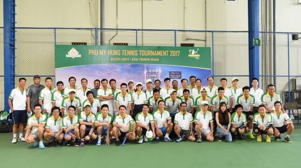 Giải đấu phong trào có giải thưởng đến 2,8 tỷ đồng - 5 Là bộ môn được nhiều cư dân Phú Mỹ Hưng tập luyện, giải Tennis có rất nhiều người tham gia