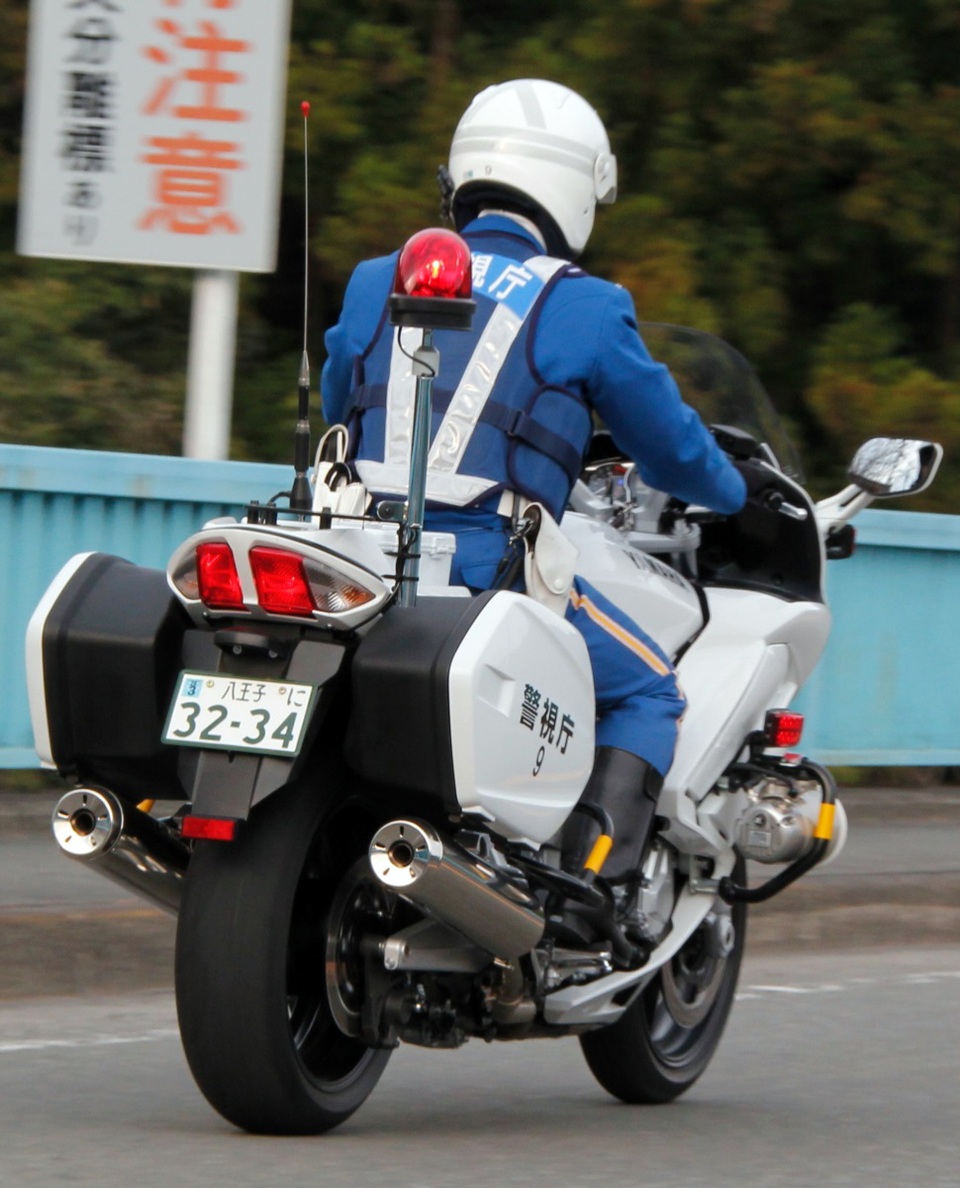 Bộ Tư lệnh Cảnh vệ có thêm 35 chiếc Yamaha FJR1300 P đặc chủng - 5 Bộ Tư lệnh Cảnh vệ có thêm 35 chiếc Yamaha FJR1300 P đặc chủng - 5