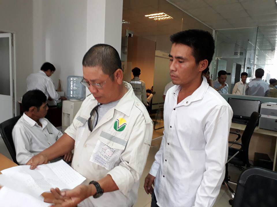 Đà Nẵng: Định kỳ “bêu” tên doanh nghiệp nợ đọng bảo hiểm - 1
Hàng trăm lao động tại Đà Nẵng đang bị ảnh hưởng bởi việc chậm đóng BHXH của các doanh nghiệp. Ảnh: ĐỖ VINH