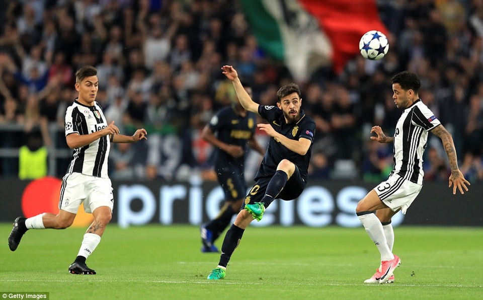 Những khoảnh khắc Juventus quật ngã Monaco để tiến vào chung kết Champions League - 31
Monaco dừng bước ở bán kết, điều đã được dự đoán sau khi kết thúc lượt đi
