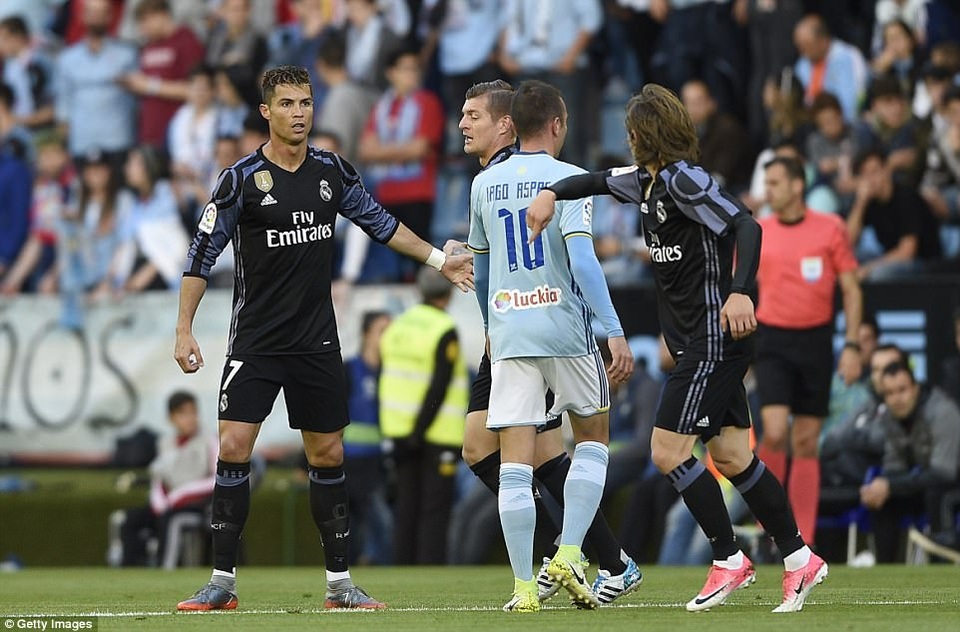 Celta Vigo 1-4 Real Madrid: C.Ronaldo chói sáng - 1
C.Ronaldo tỏa sáng với cú đúp vào lưới Celta Vigo