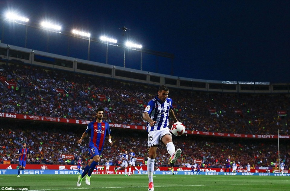 Những khoảnh khắc đưa Barca vô địch Cúp Nhà vua trong ngày chia tay HLV Enrique - 15
Alaves đã không thể làm nên bất ngờ...