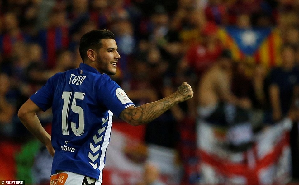 Những khoảnh khắc đưa Barca vô địch Cúp Nhà vua trong ngày chia tay HLV Enrique - 18
Theo Hernandez đã có trận đấu đáng nhớ
