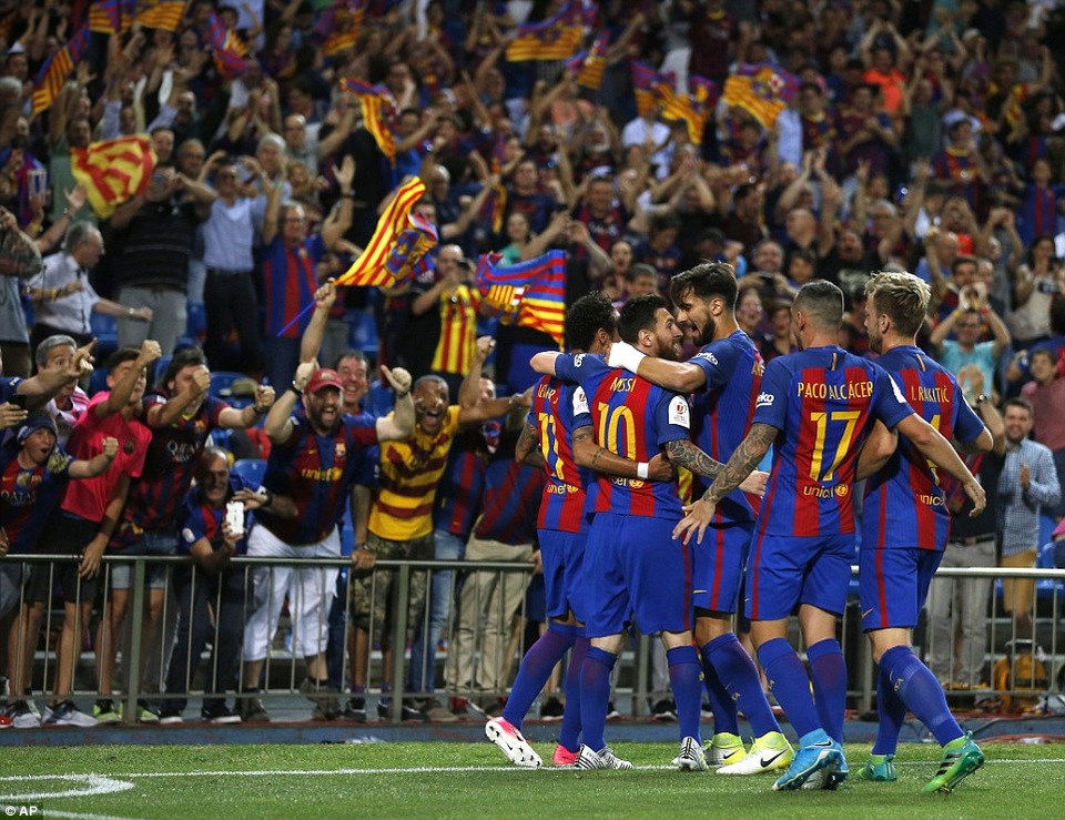 Những khoảnh khắc đưa Barca vô địch Cúp Nhà vua trong ngày chia tay HLV Enrique - 1
Hụt chức vô địch La Liga năm nay, Barcelona quyết tâm sở hữu Cúp Nhà vua