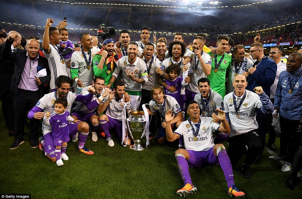 Cầu thủ Real Madrid hạnh phúc tột cùng trong ngày vô địch Champions League - 22
Real Madrid đã lần thứ 12 vô địch Champions League/C1