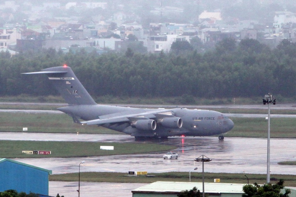 C17 liên tiếp hạ cánh, đoàn xe của Tổng thống Mỹ có mặt tại Đà Nẵng - 3 
(Ảnh: Quý Đoàn)