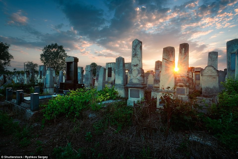 Nghĩa trang Chernivtsi ở Ukraine.
