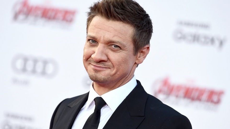 17. Jeremy Renner (19 triệu USD)