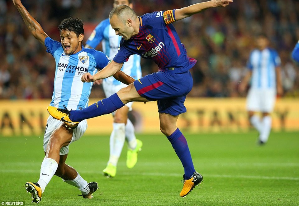 Hạ gục Malaga, Barcelona bỏ xa Real Madrid 8 điểm - 5
Iniesta trong tình huống nâng tỷ số lên 2-0
