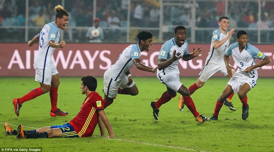 Thắng đậm Tây Ban Nha, U17 Anh vô địch World Cup U17 - 3
...dù bị U17 Tây Ban Nha dẫn trước 2-0