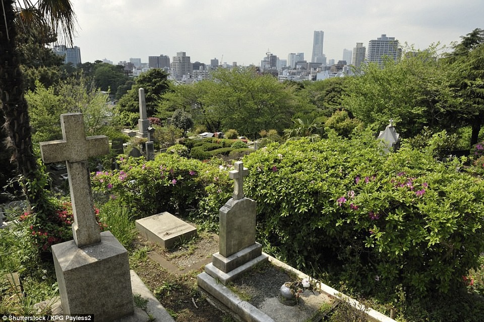 Một góc nghĩa trang của thành phố Yokohama, Nhật Bản.