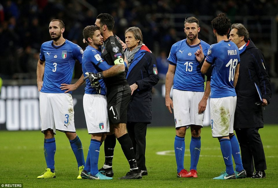 Italia chính thức trở thành khán giả tại World Cup 2018 - 9
Sau 60 năm, đội tuyển Italia mới lại lỗi hẹn với một kỳ World Cup