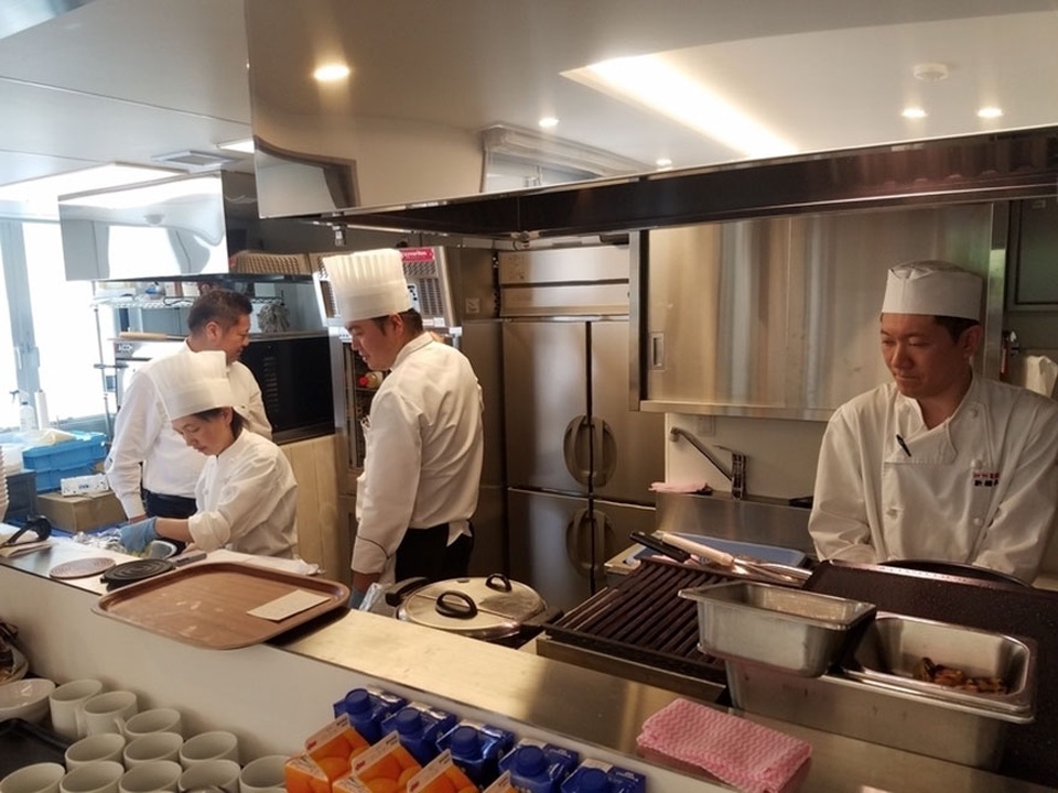 Tuổi già đãng trí trở thành đặc sản của “nhà hàng mang nhầm món” - 6