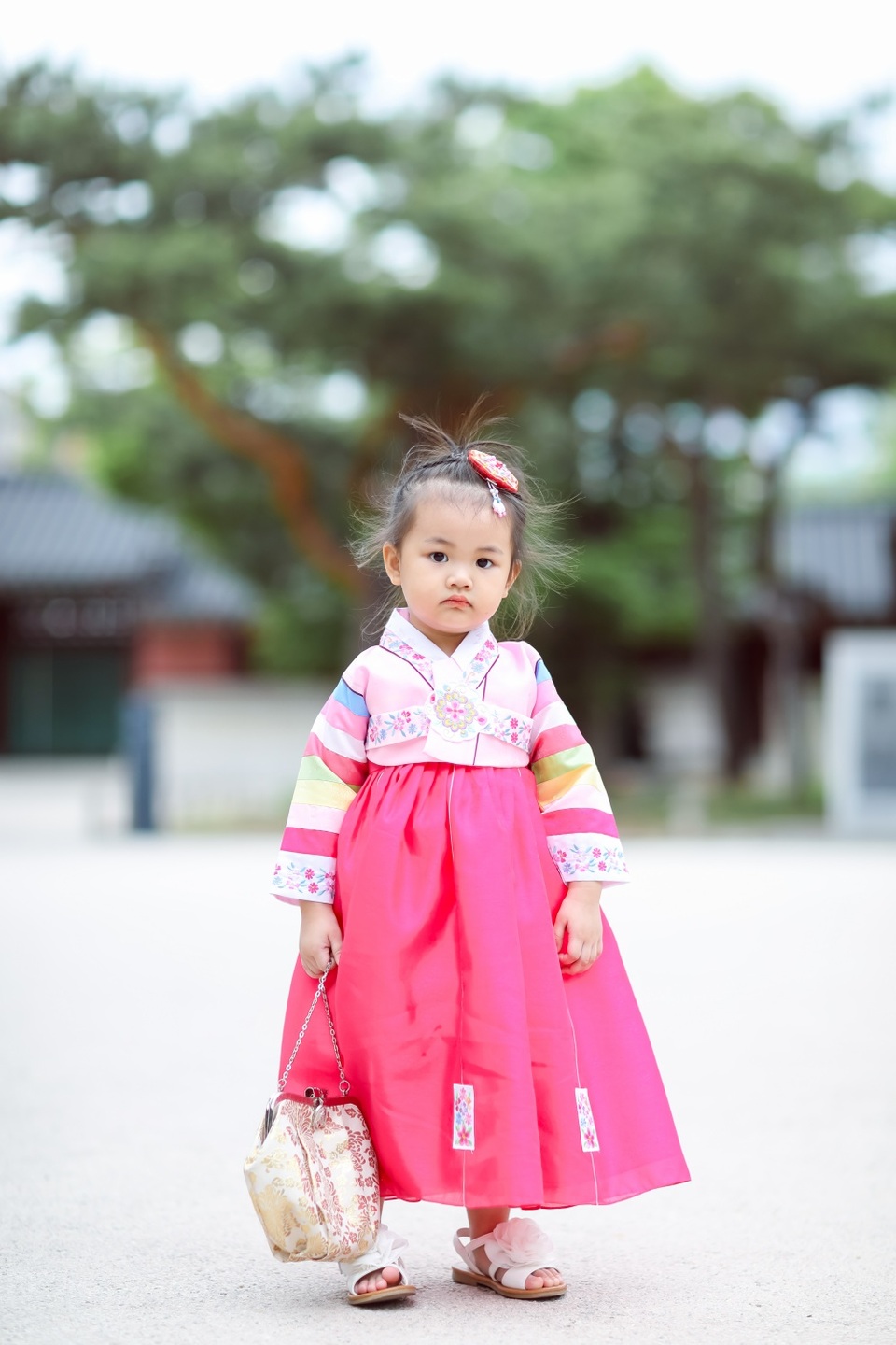 Con gái Maya đáng yêu cùng mẹ đi du lịch Hàn Quốc - 2