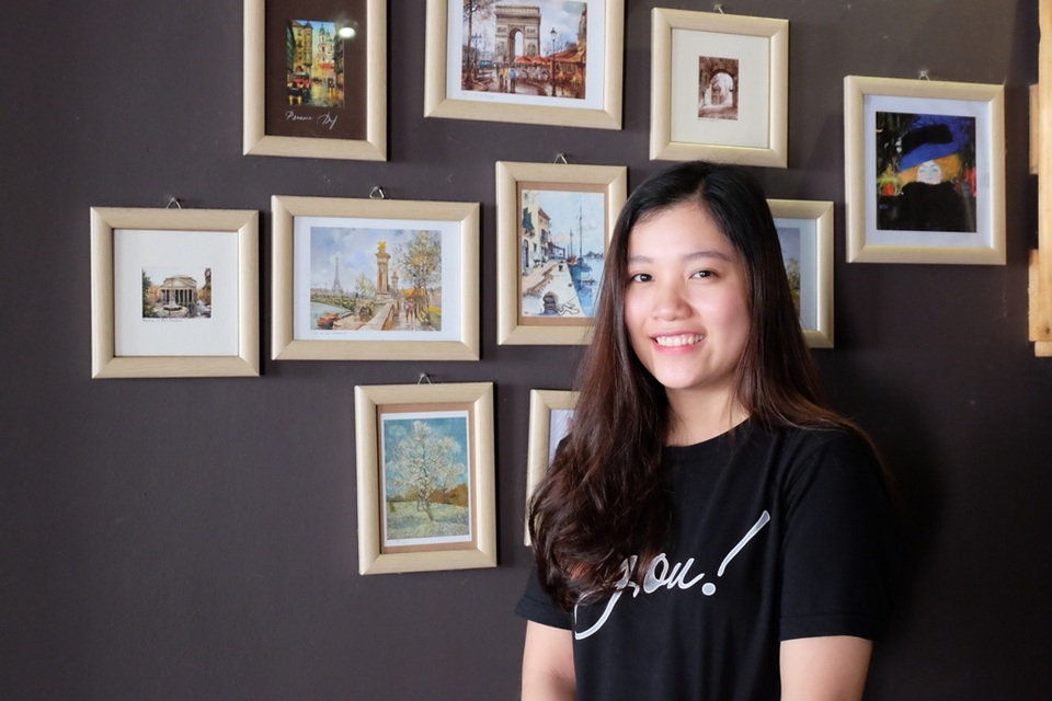 “Sao tháng Giêng” học giỏi, đa tài, giàu lòng nhân ái - 1 Nguyễn Quỳnh Phương - SV khoa Thương mại, ĐH Kinh tế Đà Nẵng