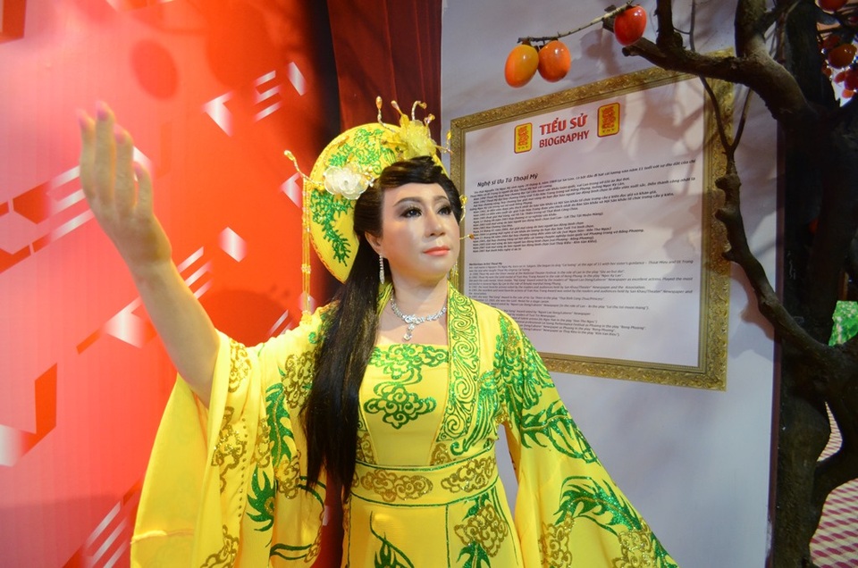 Những điều chưa biết bên trong khu trưng bày tượng sáp ở TPHCM - 5 Nghệ sỹ cải lương Thoại Mỹ trong trang phục vai Ngọc Hân công chúa.