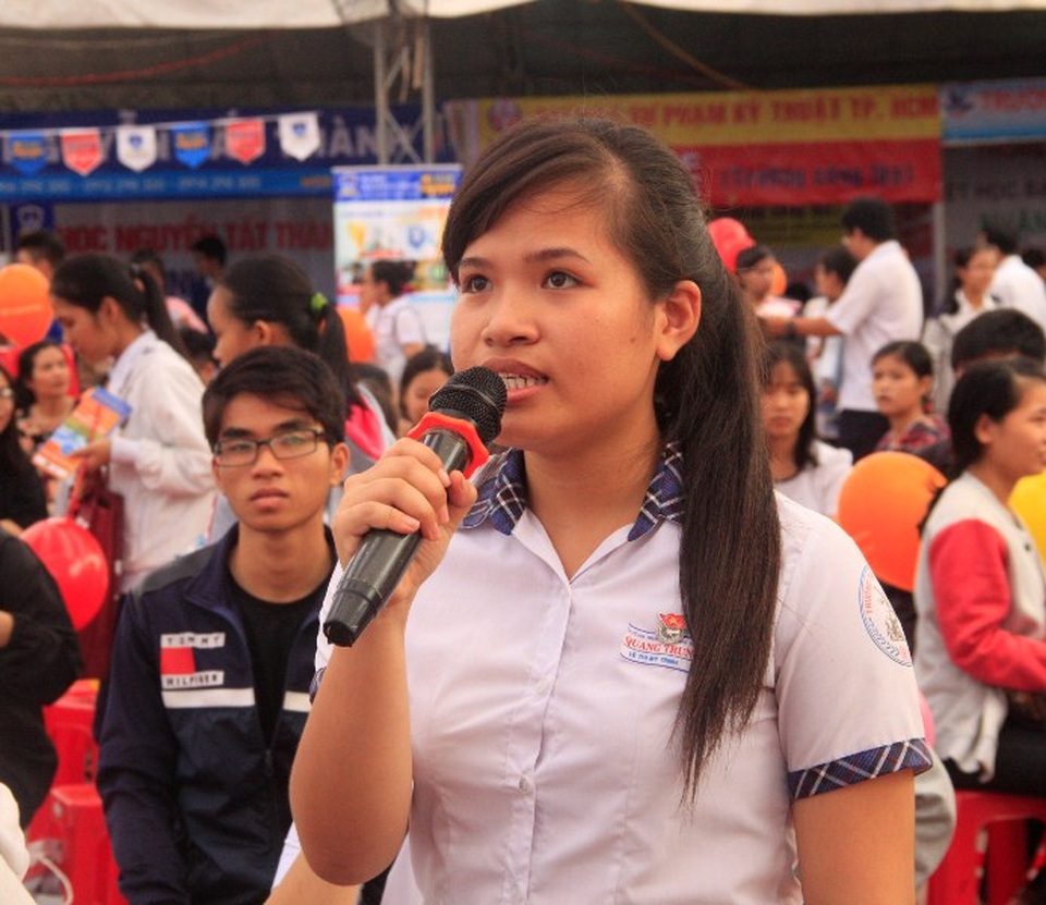 Thí sinh lo học ngành gì ra trường có việc làm ngay, lo học phí tăng - 3 Mỹ Trinh thích học Báo chí nhưng lo lắng sợ không đậu vào Trường ĐH KHXH&NV (ĐHQG TP. HCM) dù đạt hơn 24 điểm