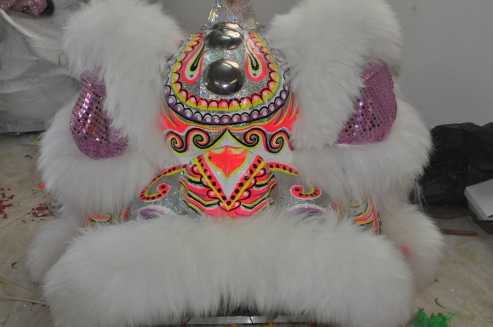 Lân hung dữ, lân hiền lành… đều toát qua đôi mắt của lân, đó cũng chính là thần thái mà người vẽ biểu hiện qua cảm xúc của mình khi tạo hình