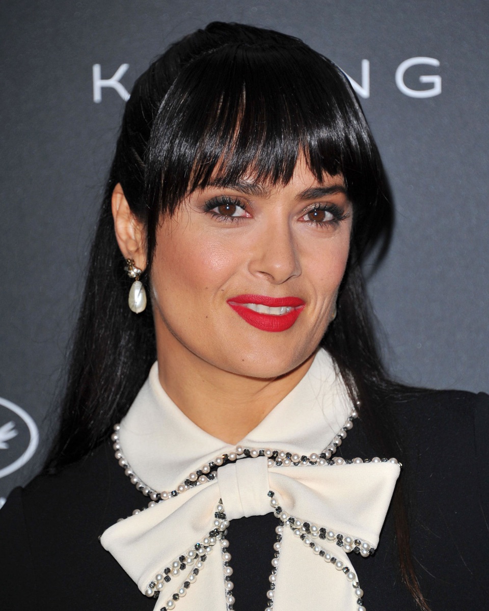 “Tóc mái mưa” khiến người đẹp showbiz “mê mẩn” - 10 Nữ diễn viên Salma Hayek