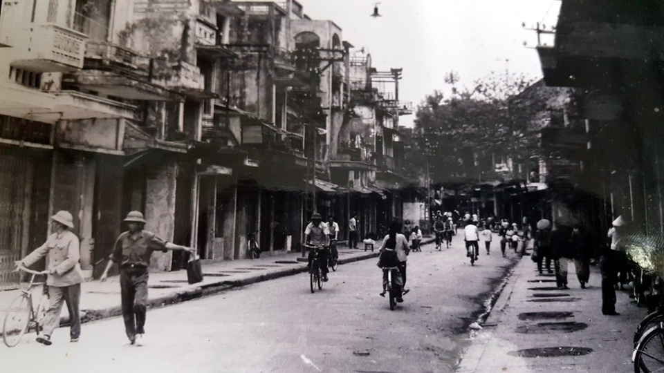 
Phố Hàng Buồm năm 1960
