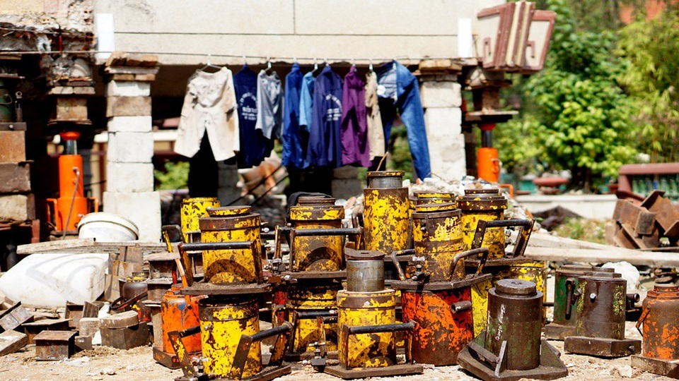 Kích thủy lực của công trình yếu nhất là 80 tấn, mạnh nhất là 200 tấn