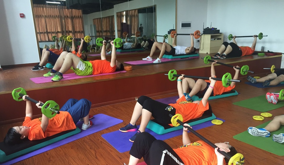 Lò luyện khắc nghiệt cho trẻ em béo phì Trung Quốc - 4
Theo một nghiên cứu vào năm 2015 của Đại học Washington, Mỹ, Trung Quốc có số trẻ em béo phì lớn nhất thế giới, 15 triệu người, hơn nước đứng thứ 2 là Ấn Độ 1 triệu trẻ em. Tại Trung Quốc, có 57 triệu người lớn mắc hội chứng này, đứng thứ 2 thế giới sau Mỹ với 79 triệu. (Ảnh: SCMP)