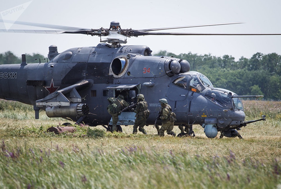 Trực thăng chiến đấu Mi-35M của Nga phô diễn sức mạnh - 5
Hệ thống Intrigan được phát triển bởi các chuyên gia Nga, có khả năng theo dõi các mục tiêu đối thủ ở khoảng cách lên tới 12km. (Ảnh: Sputnik)