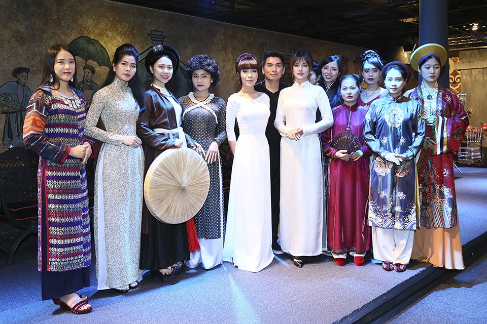 Vũ Thu Phương trở lại sàn diễn thời trang - 4 Vũ Thu Phương trở lại sàn diễn thời trang - 4