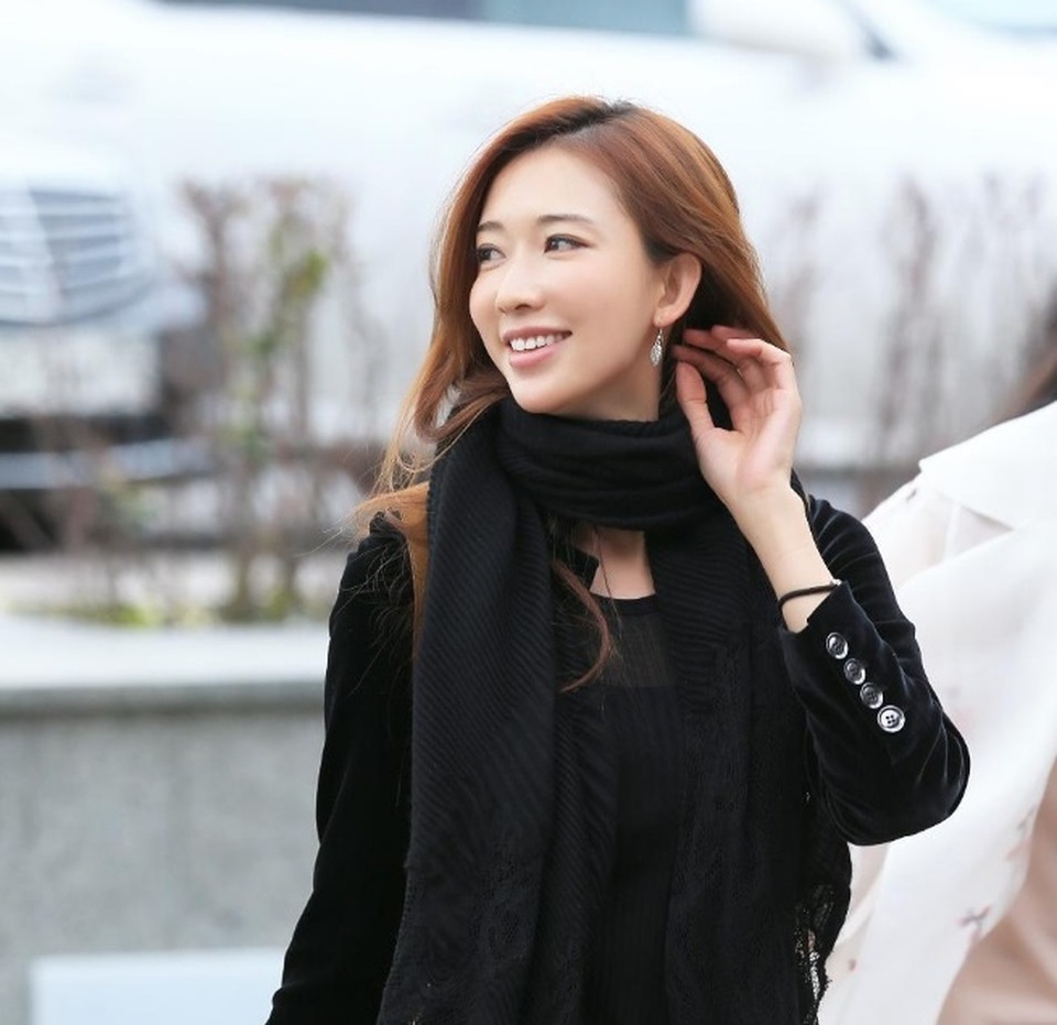 Ở giai đoạn đỉnh cao sự nghiệp, Lâm Chí Linh là người mẫu được trả thù lao cao hàng đầu Đài Loan, cô thường được mời đóng quảng cáo và gây ấn tượng mạnh với cả công chúng Đại lục. Không chỉ vậy, công chúng Nhật Bản cũng khá yêu mến người đẹp họ Lâm, cô từng được mời xuất hiện trong một số chương trình truyền hình của xứ sở mặt trời mọc.