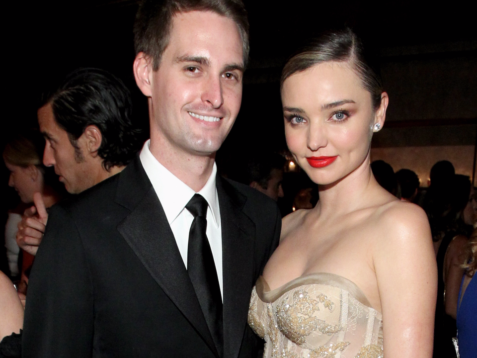 Những cặp đôi ngôi sao trì hoãn “chuyện ấy” tới khi cưới - 7 Tỷ phú Evan Spiegel và người mẫu Miranda Kerr