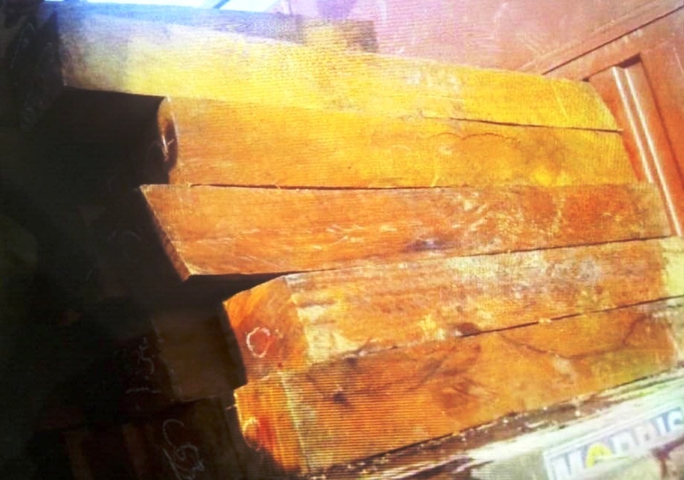 Kết quả phát hiện có một số thanh tấm có kích thước không phù hợp.