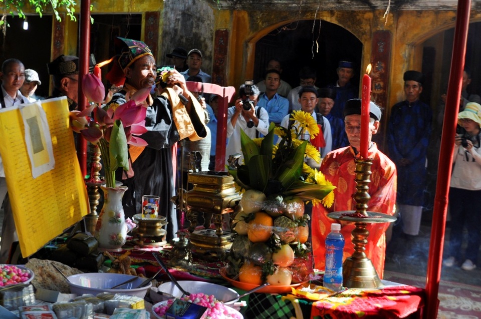 Tế lễ chính tại miếu Nam Diêu ghi nhớ công đức các bậc tiền hiền, răng dạy con cháu…