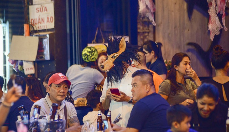 Người Sói cũng xuất hiện tại đường Bùi Viện