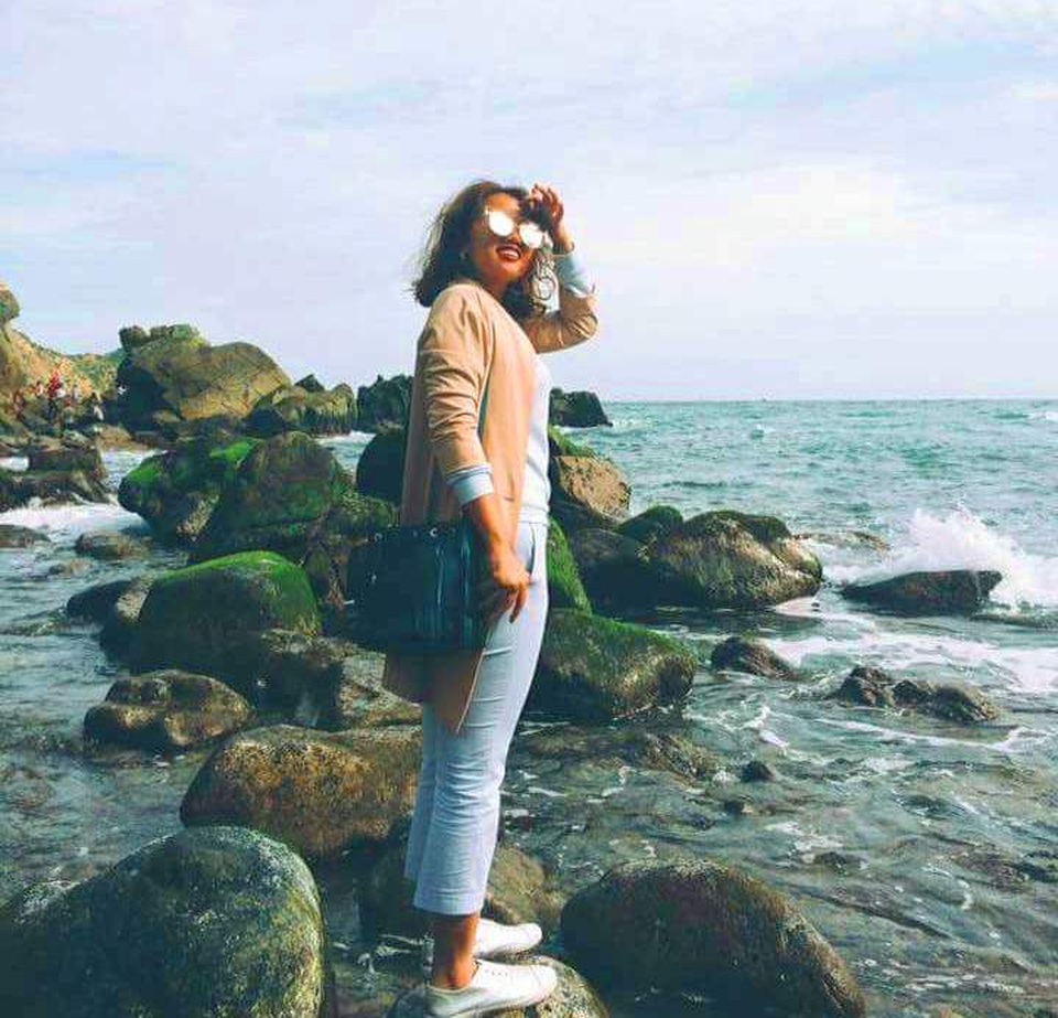 "Thiên đường biển" Eo Gió hút du khách dịp Tết - 5