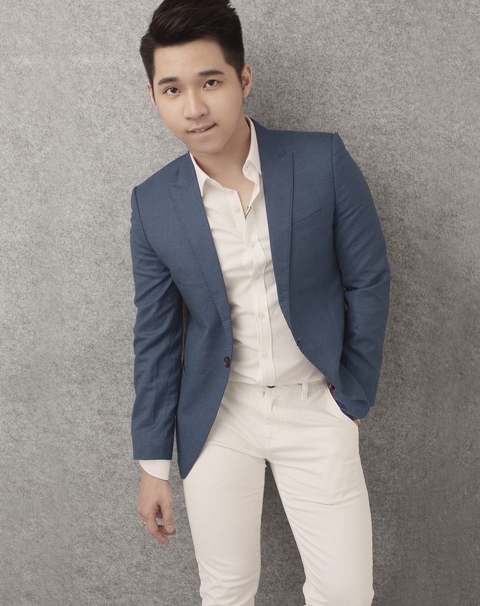 Từ cậu bé bán son đến “soái ca mỹ phẩm” - 1 Từ cậu bé bán son đến “soái ca mỹ phẩm” - 1