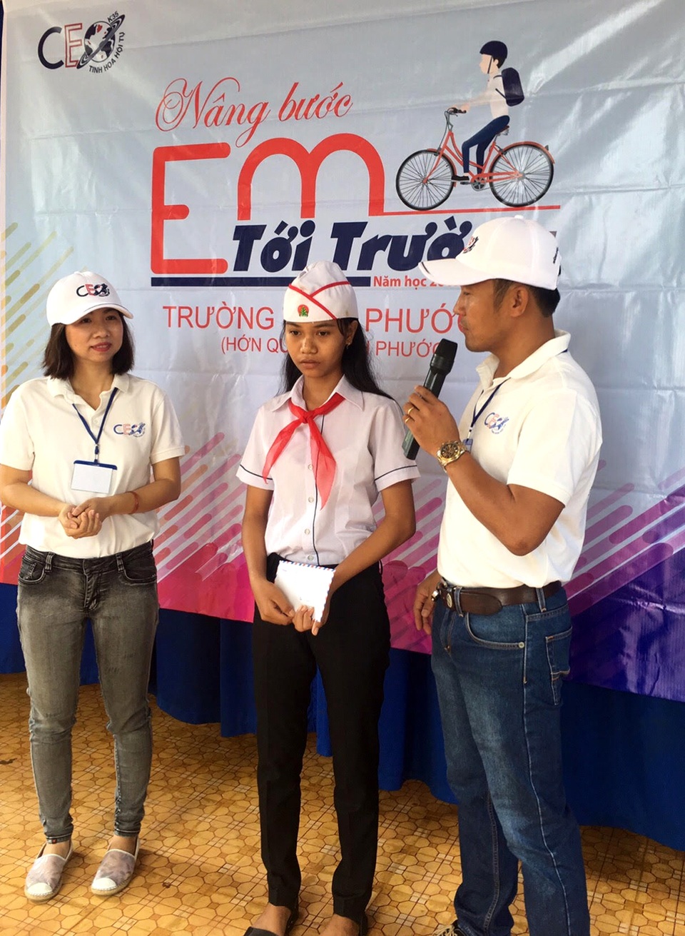 Chương trình thiện nguyện của Cộng đồng CEO K35 và CEO K1000 là chương trình “dài hơi”, không theo phong trào mà chỉ tập trung tiếp sức và nâng cánh ước mơ cho những em học sinh có hoàn cảnh khó khăn nhưng luôn nỗ lực, cố gắng trong học tập.