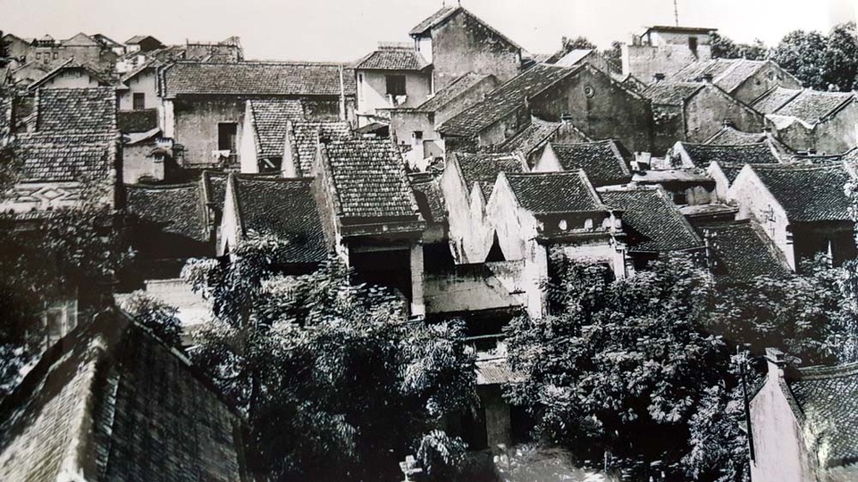 
Lớp lớp mái nhà trên phố Cầu Gỗ giờ chỉ còn là quá khứ
