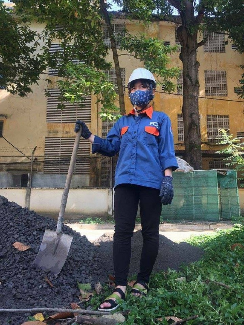 Gặp gỡ nữ sinh học giỏi, nhiều tài lẻ của lớp "1 nữ 50 nam" - 5 Gặp gỡ nữ sinh học giỏi, nhiều tài lẻ của lớp "1 nữ 50 nam" - 5