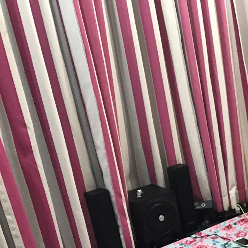 “Dân bay” thuê biệt thự để phê ma túy - 7
Các căn phòng đều được thiết kế lại, có cách âm để dân chơi thoải mái mở nhạc nhảy nhót sau khi phê ma túy.